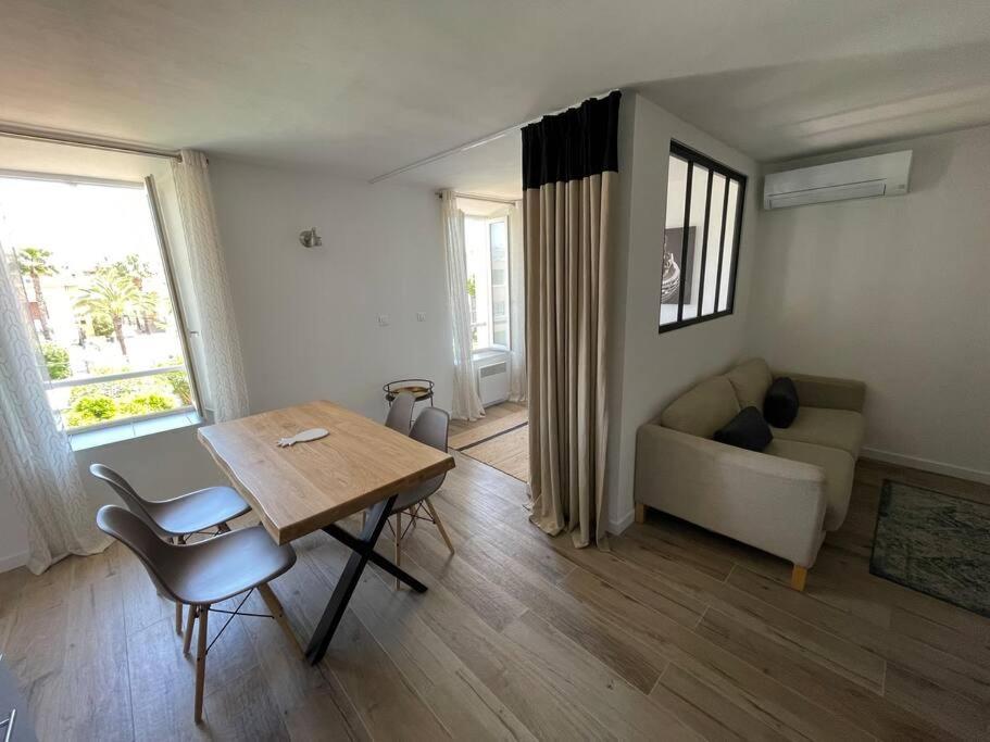 Tres Bel Appartement, Port Sanary, Exteriér fotografie
